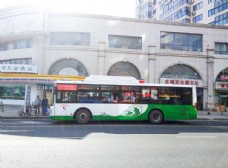 青岛公交车
