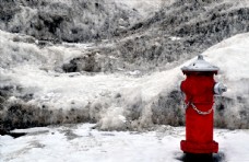 雪地里的消防栓