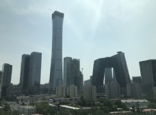 北京中国尊和央视大裤衩