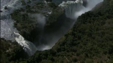 航拍彩虹壮观的瀑布素材视频